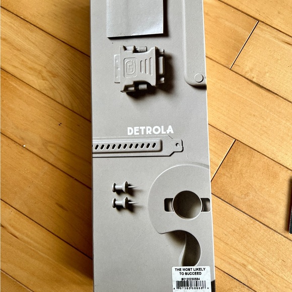 Shinola Detrola 43mm "The Most Likely to Succeed" - $495.00 MSRP  *RARE 2021* - Picture 6 of 14